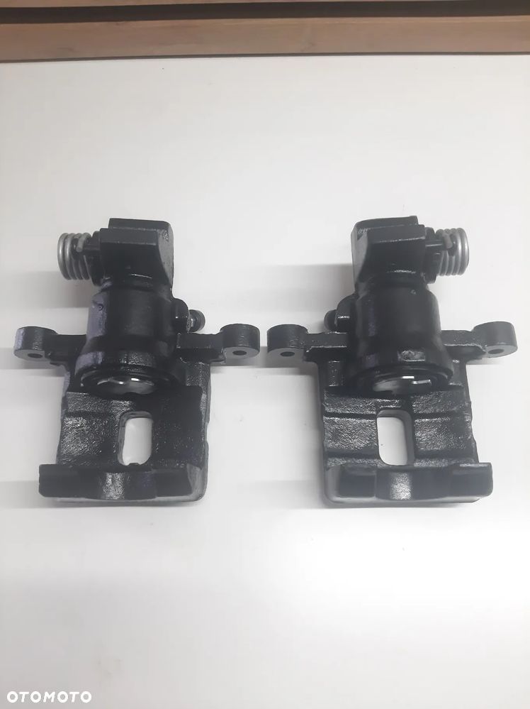 Zacisk tył lewy prawy kia Picanto I - 3