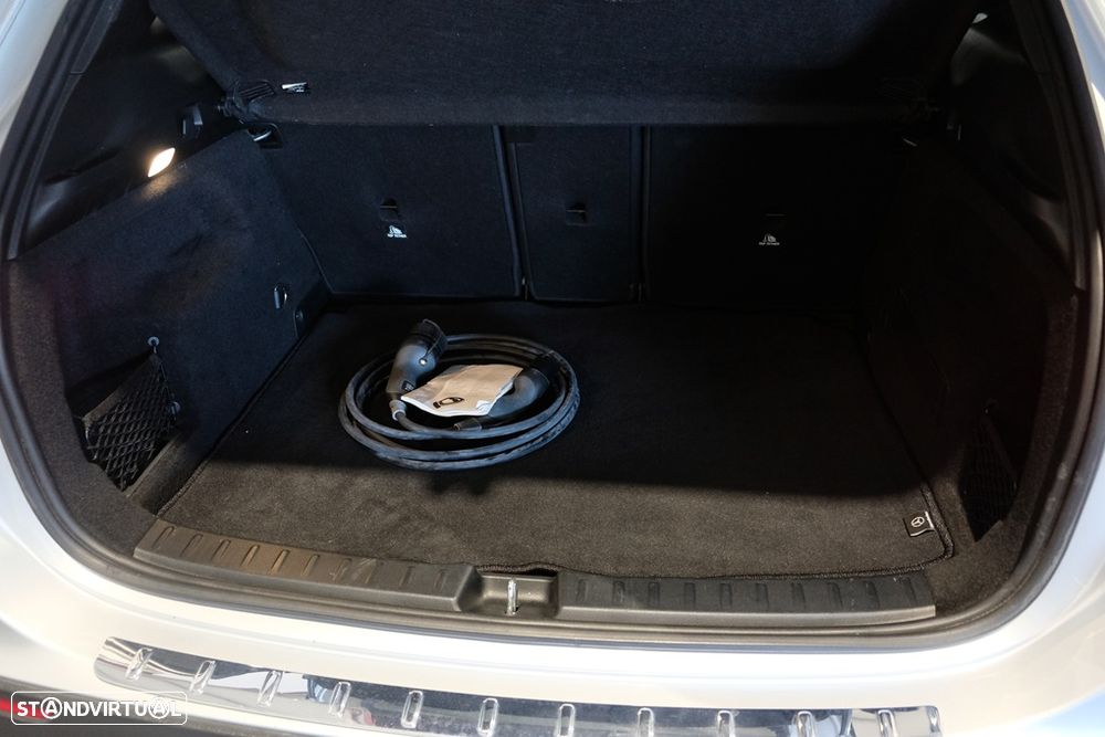 Mercedes-Benz GLA 250 e 8G-DCT Progressive - 26