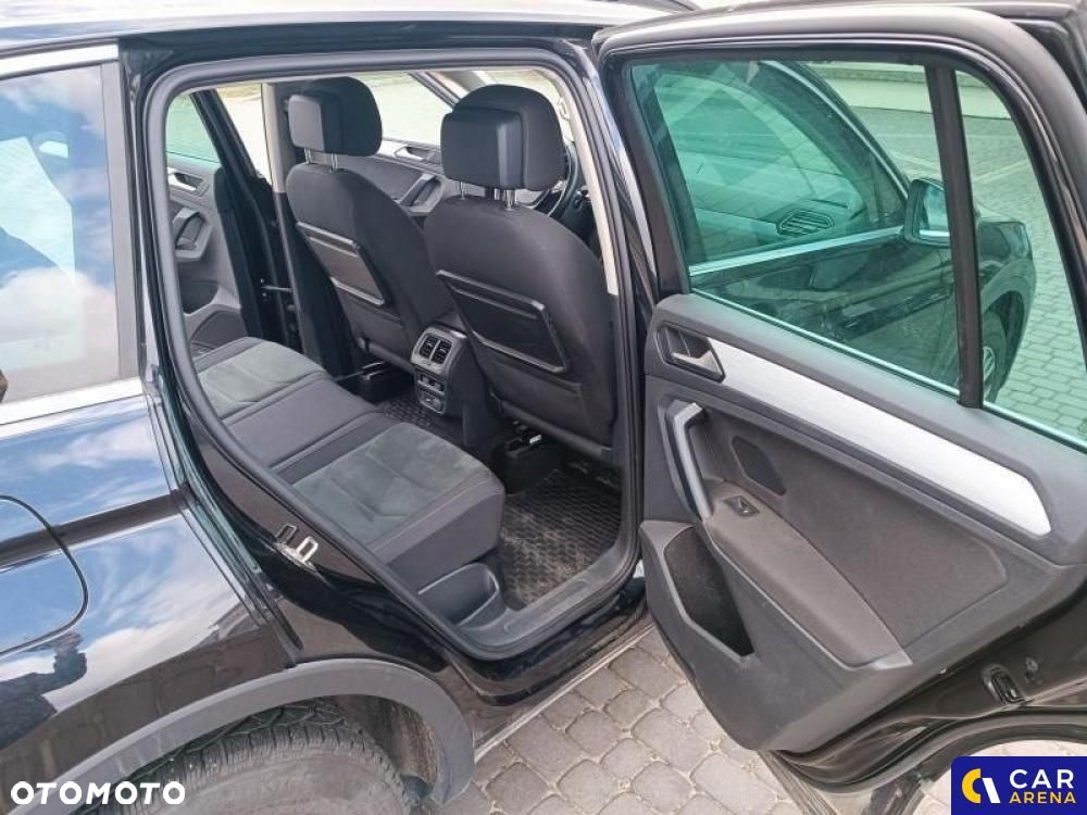 Volkswagen Tiguan - 30