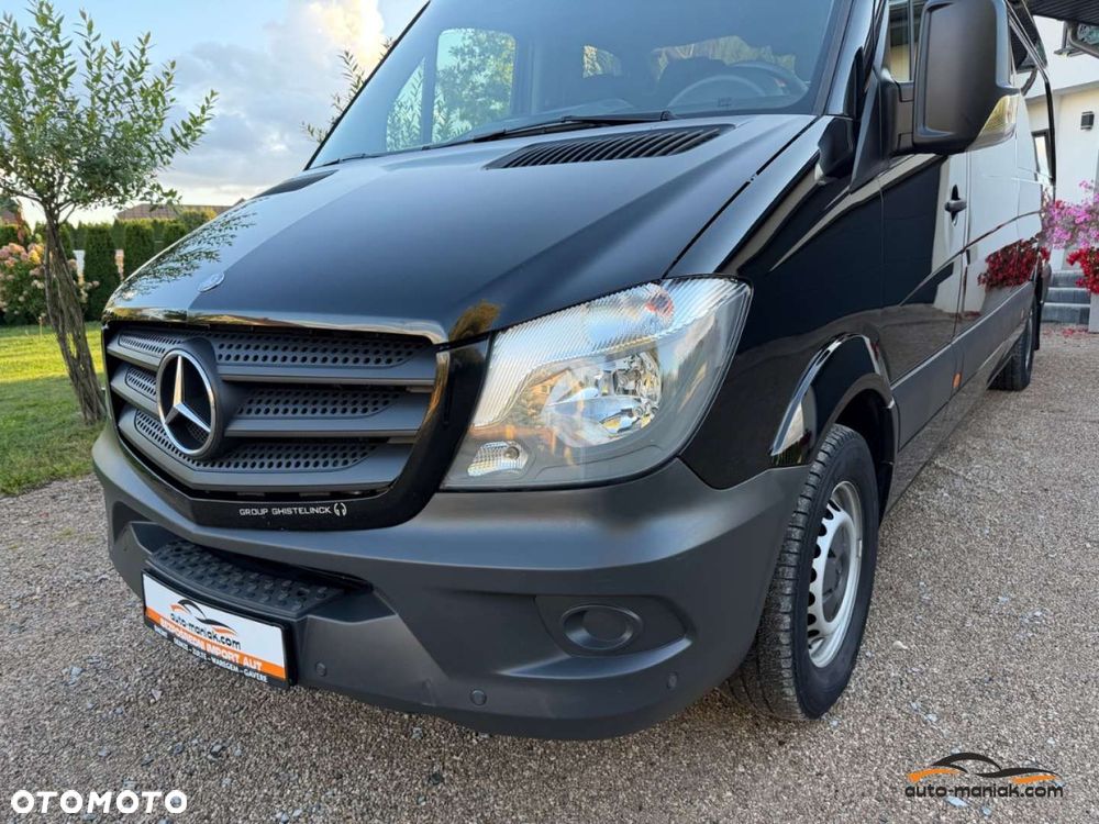 Mercedes-Benz Sprinter - 12