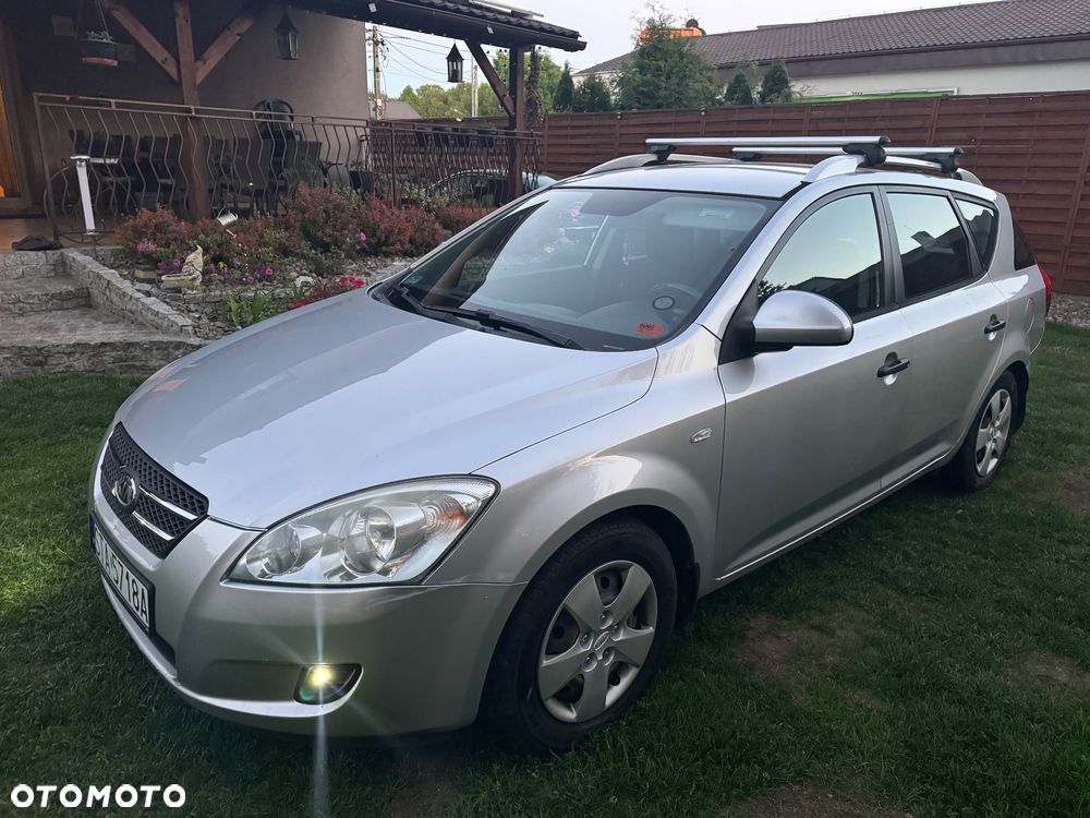 Kia Ceed - 3