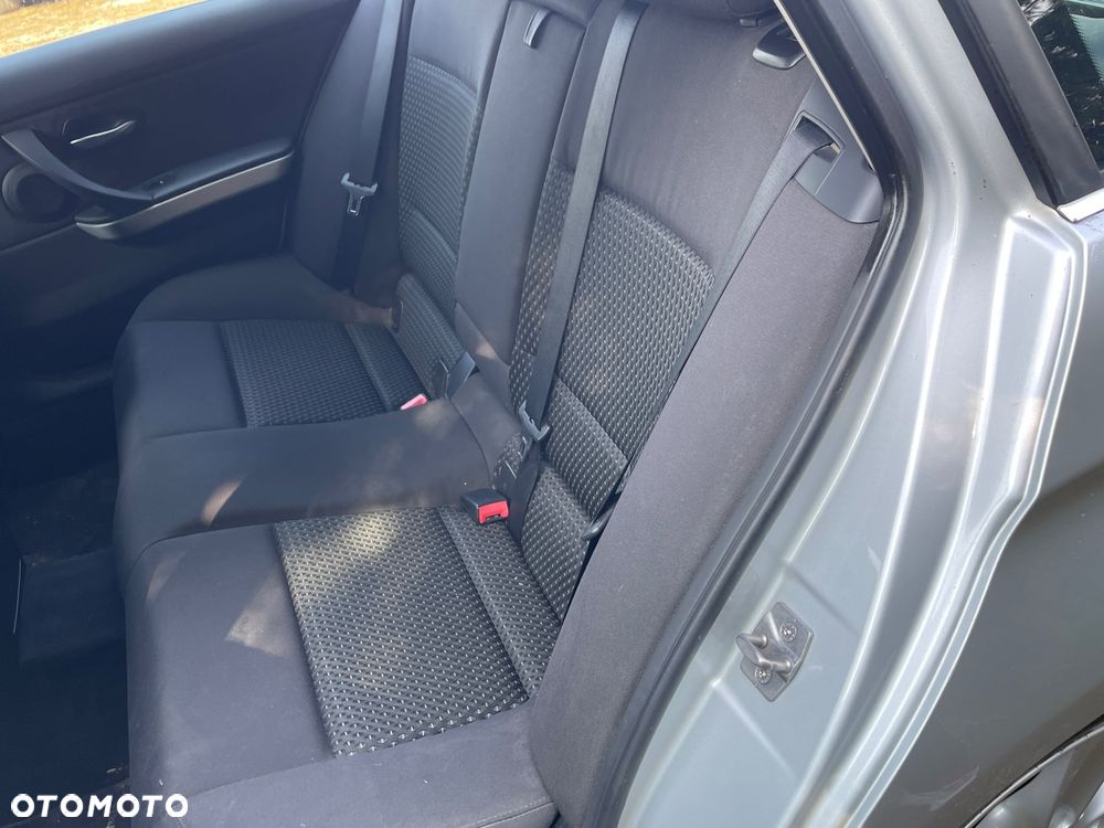 BMW Seria 3 ver-320d - 15