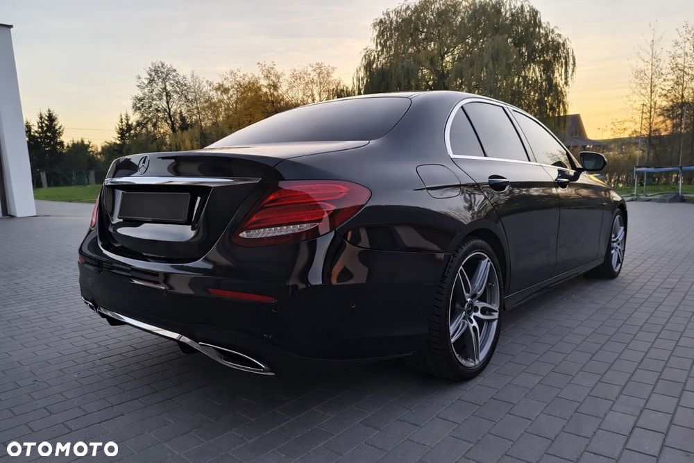 Mercedes-Benz Klasa E 220 d 9G-TRONIC AMG Line - 6