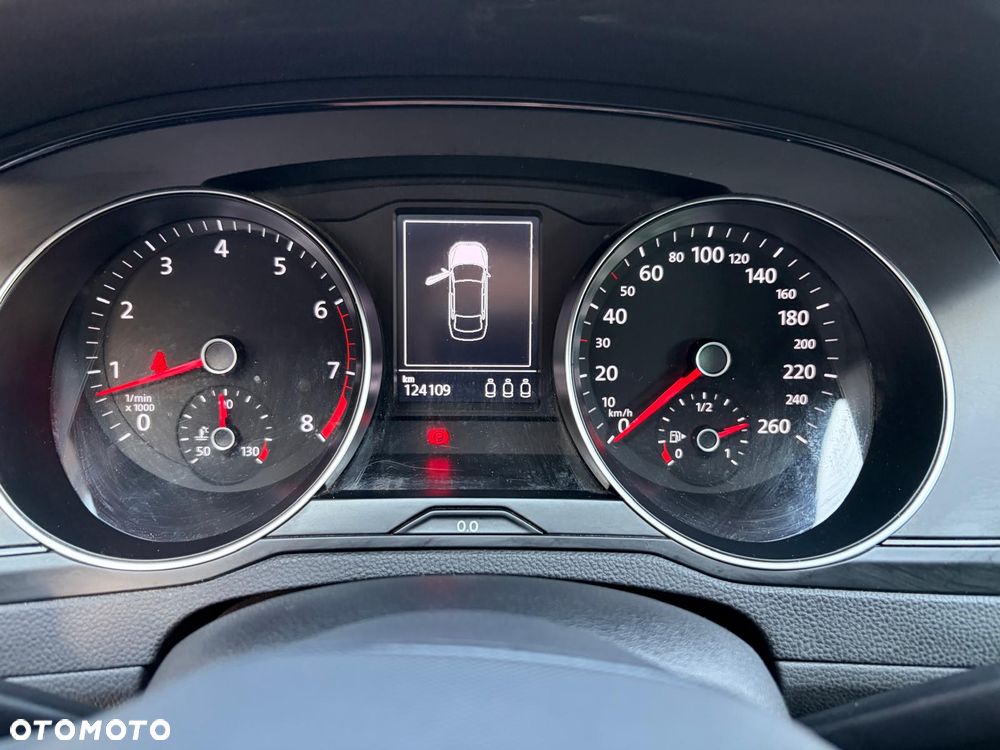 Volkswagen Passat 1.5 TSI EVO Elegance DSG - 18