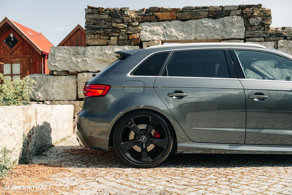 Audi RS3 Sportback 2.5 TFSI quattro S tronic - 11