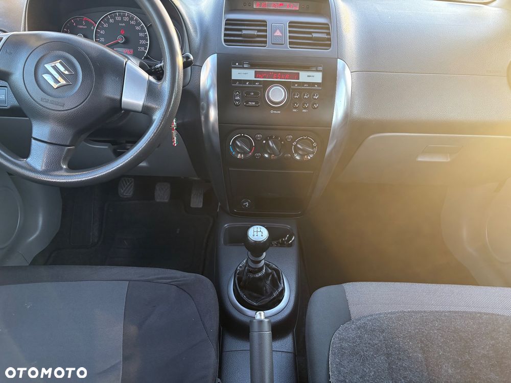 Suzuki SX4 1.6 DDiS Comfort - 12