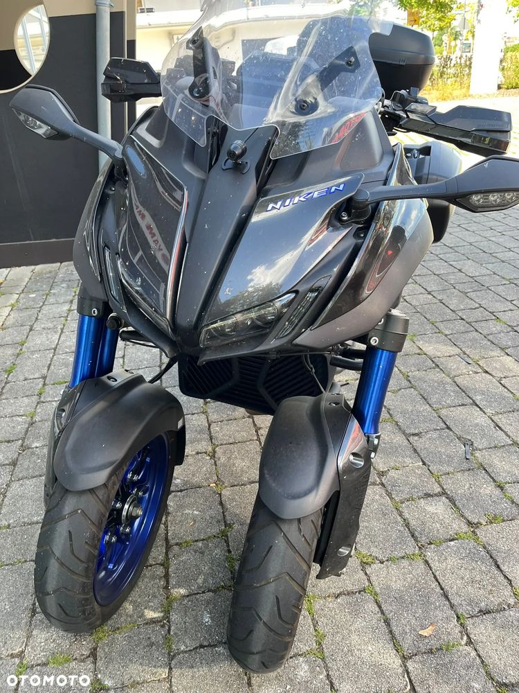 Yamaha NIKEN - 2