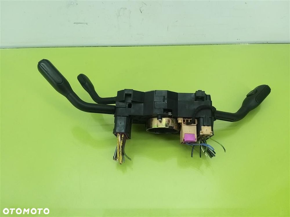 Przełącznik zespolony pająk Audi A4  B5 1995-2001  4D0953513 - 8