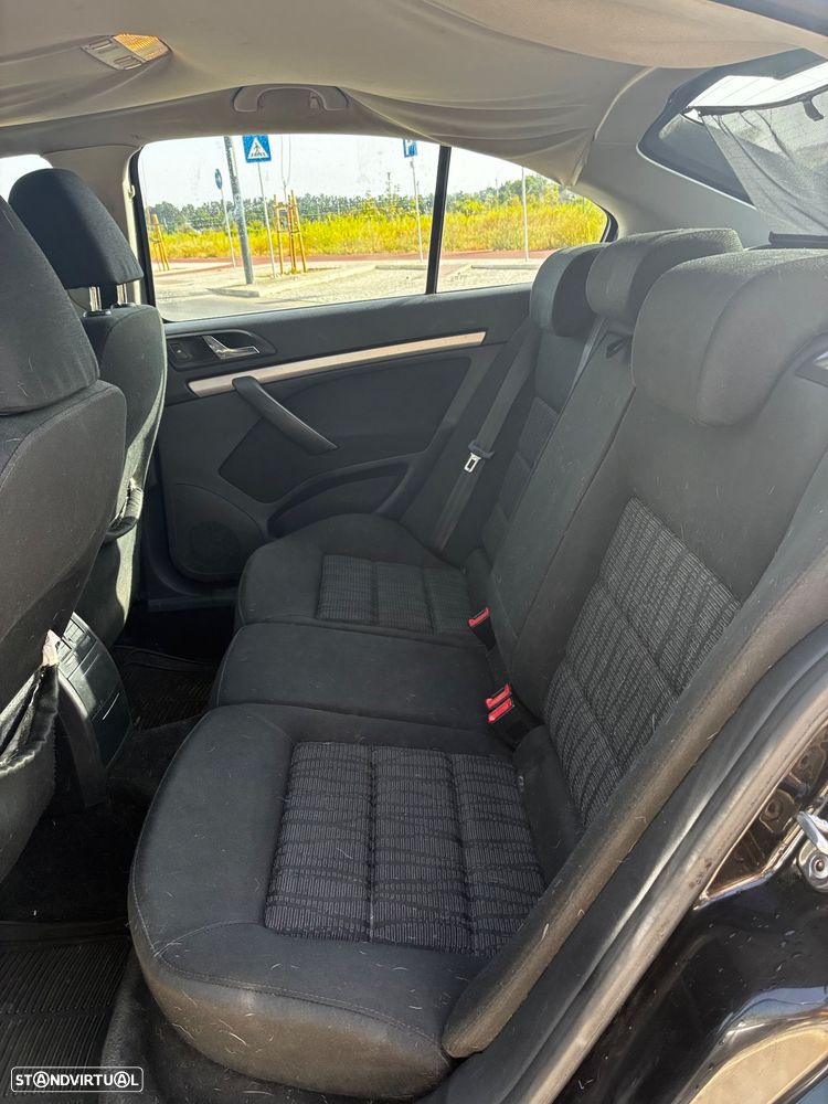 Skoda Octavia 1.6 TDI Elegance - 9