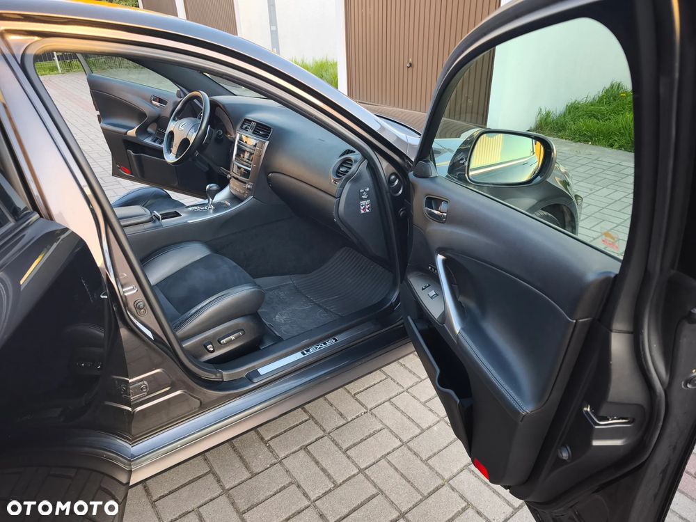 Lexus IS 250 Luxury Line - 18
