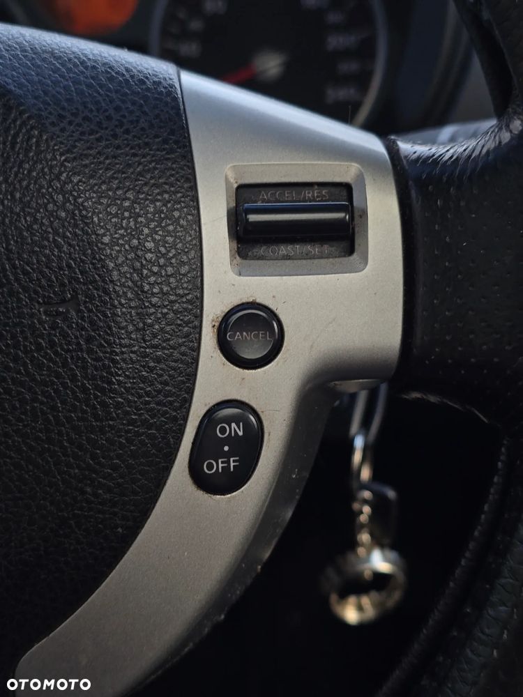 Nissan X-Trail 2.0 dCi 4x4 DPF Platinum - 30