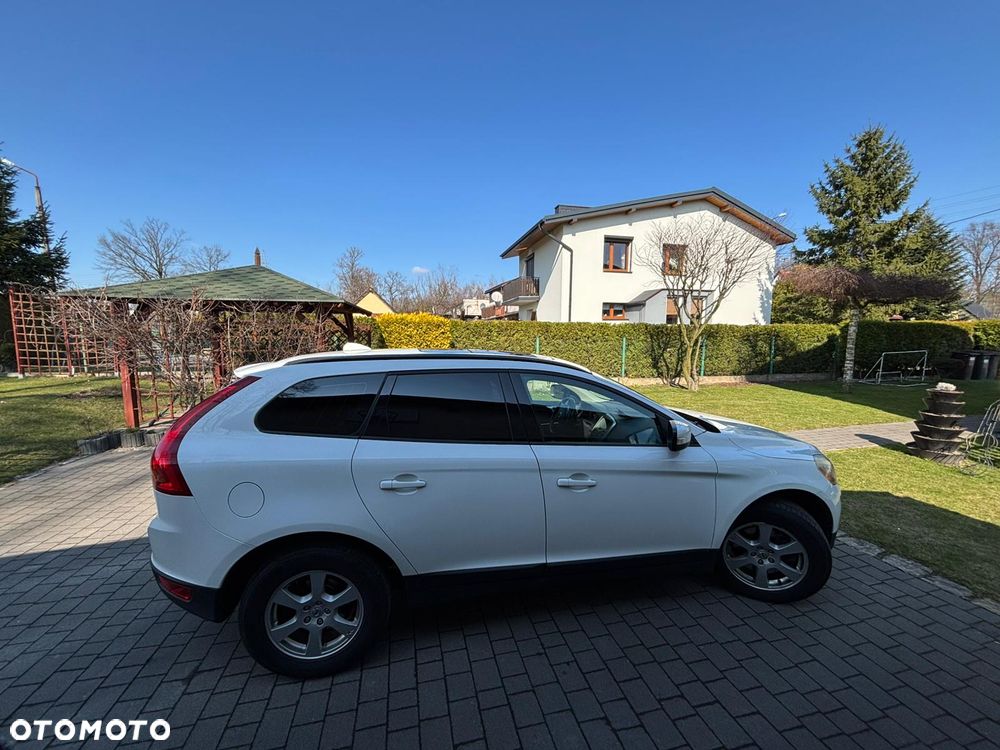 Volvo XC 60 DRIVe Kinetic - 5