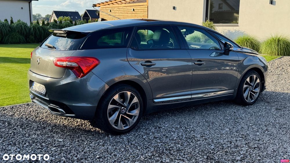 Citroën DS5 HDi 165 SportChic - 11