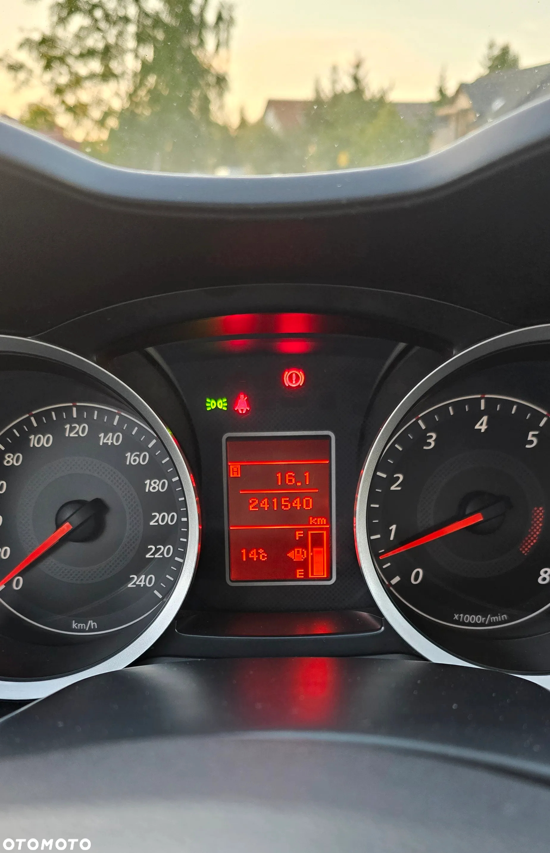 Mitsubishi Lancer 1.8 Invite - 11