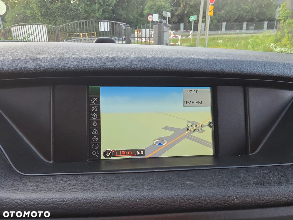 BMW X1 sDrive20d - 38