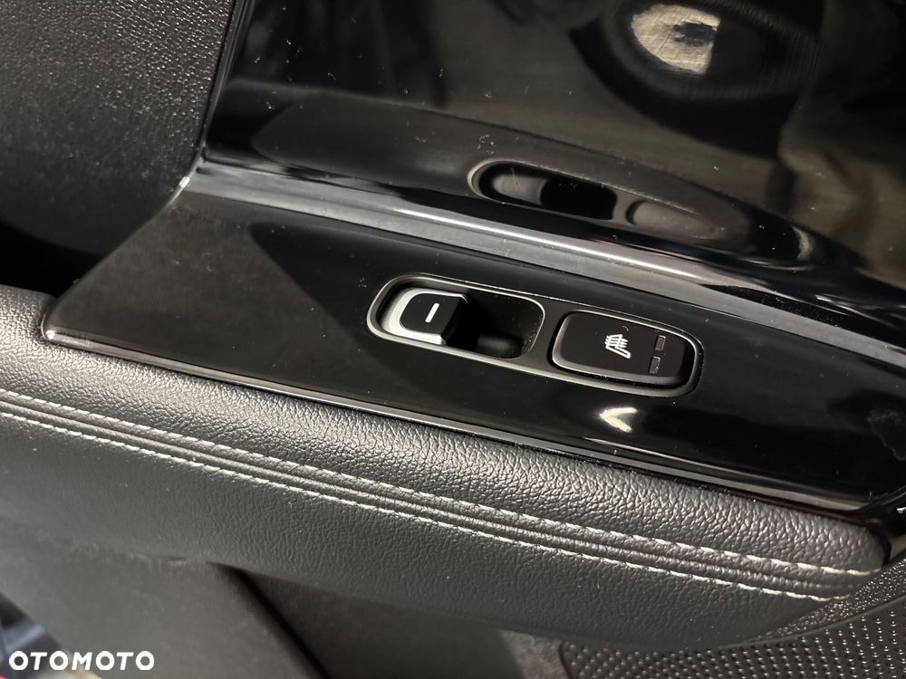 Kia Niro 1.6 GDI Hybrid L Business Line - 14