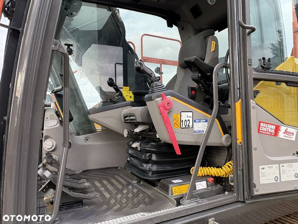 Volvo EC220EL ROTOTILT SZCZYPCE 3 ŁYŻKI 25 TON - 19