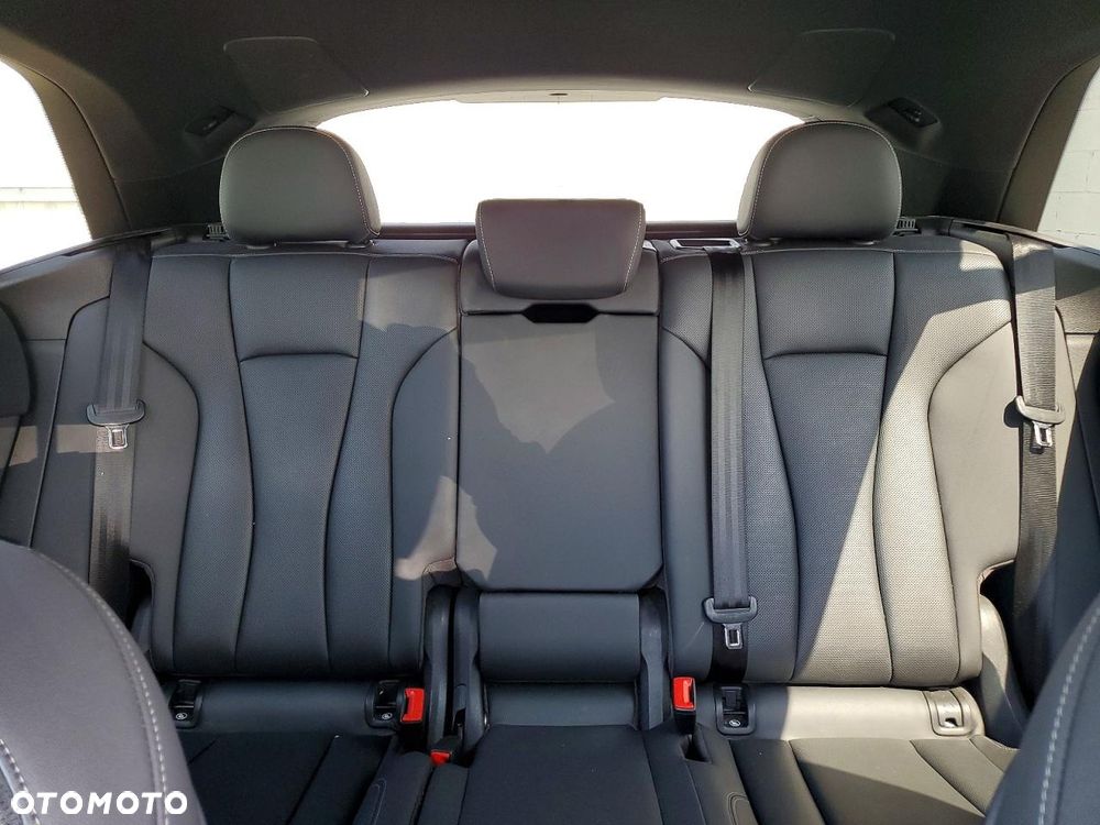 Audi Q8 55 TFSI quattro tiptronic - 10