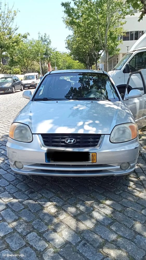 Hyundai Accent - 7