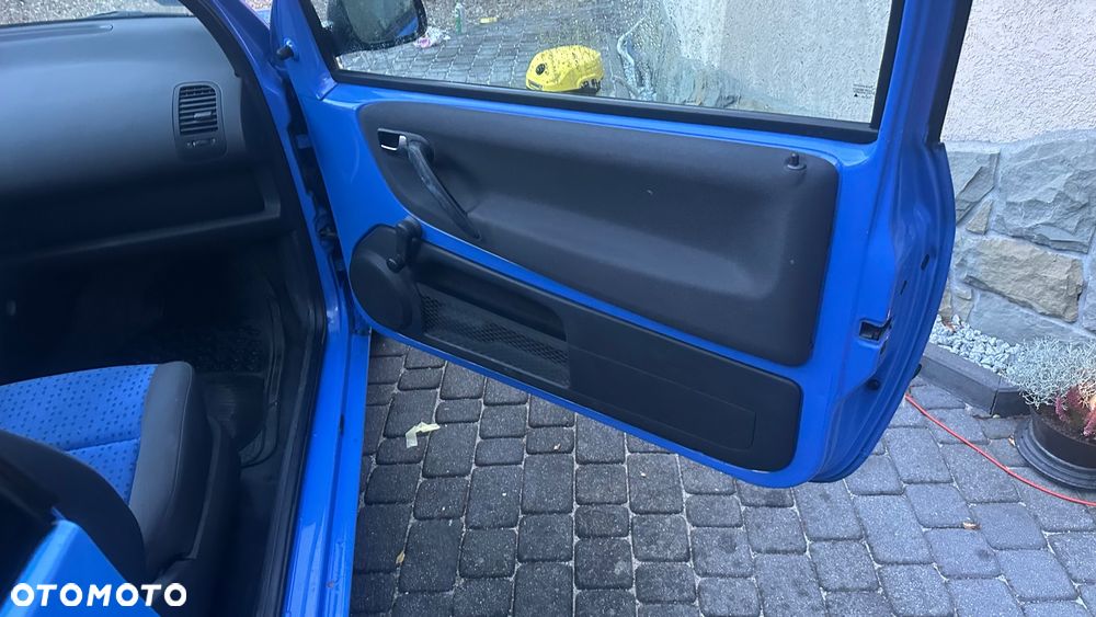 Volkswagen Lupo - 11