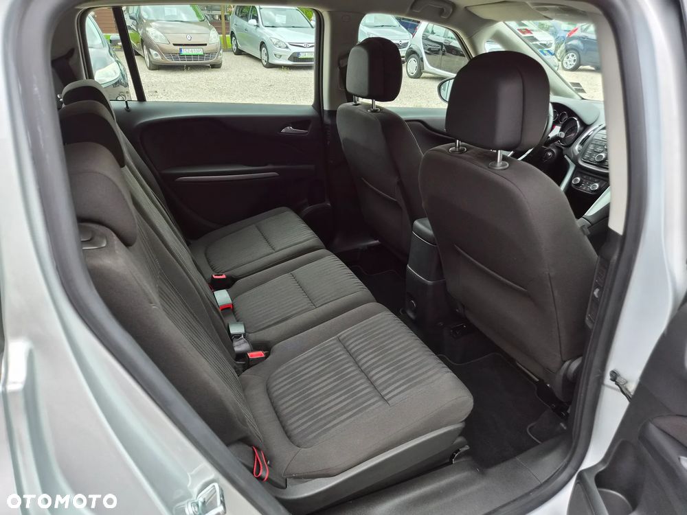 Opel Zafira - 21