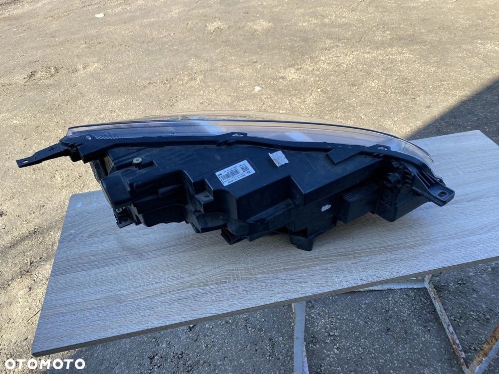 LAMPA PRZEDNIA LEWA FORD KUGA MK3 LV4B-13E017-AN FULL LED - 6