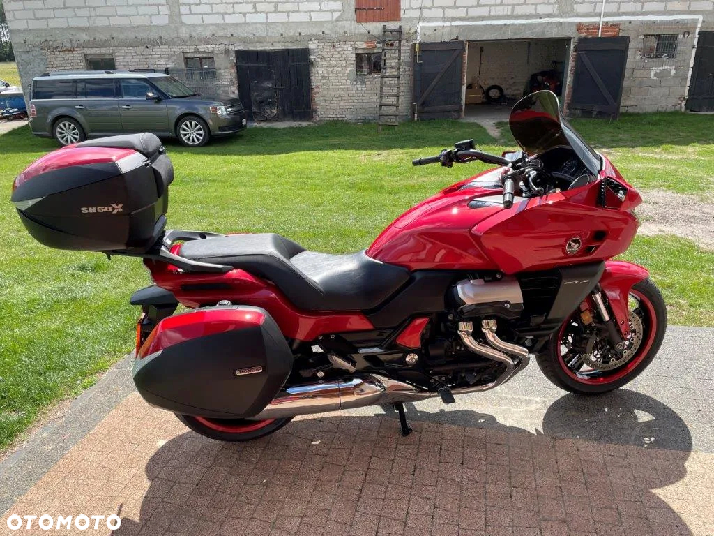 Honda CTX - 9
