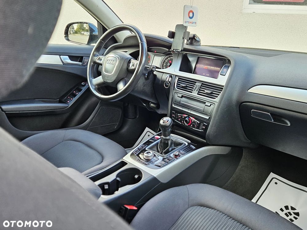 Audi A4 Avant 2.0 TDI - 7