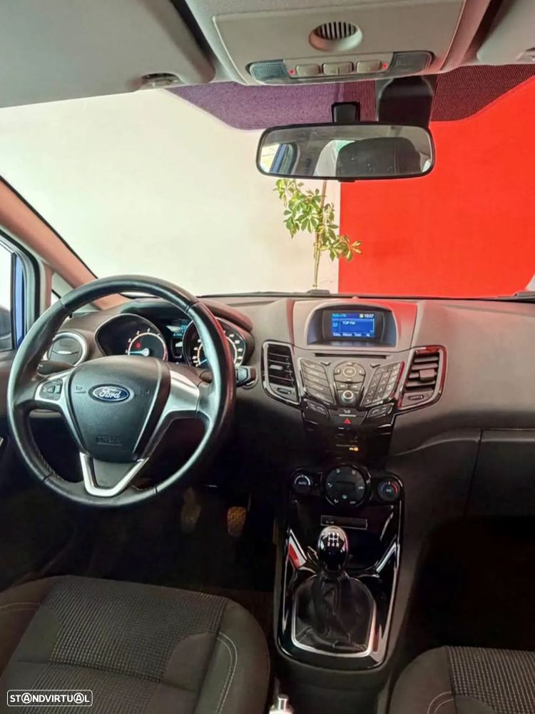 Ford Fiesta 1.0 Ti-VCT Titanium - 6