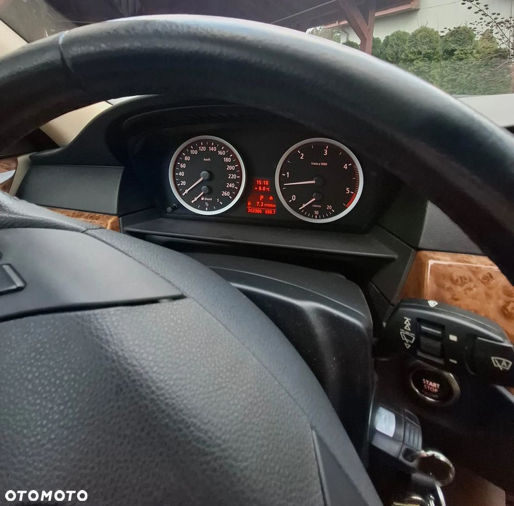 BMW Seria 5 530d - 16