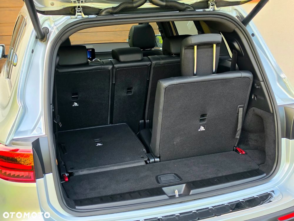 Mercedes-Benz EQB 250+ Progressive - 38