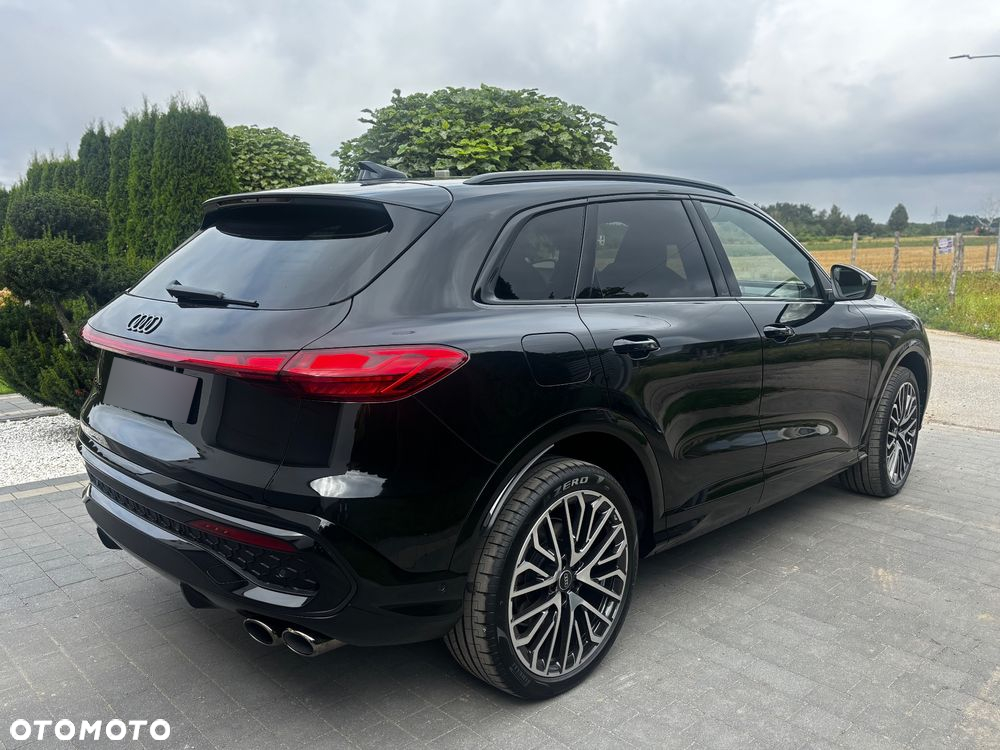 Audi SQ5 - 5