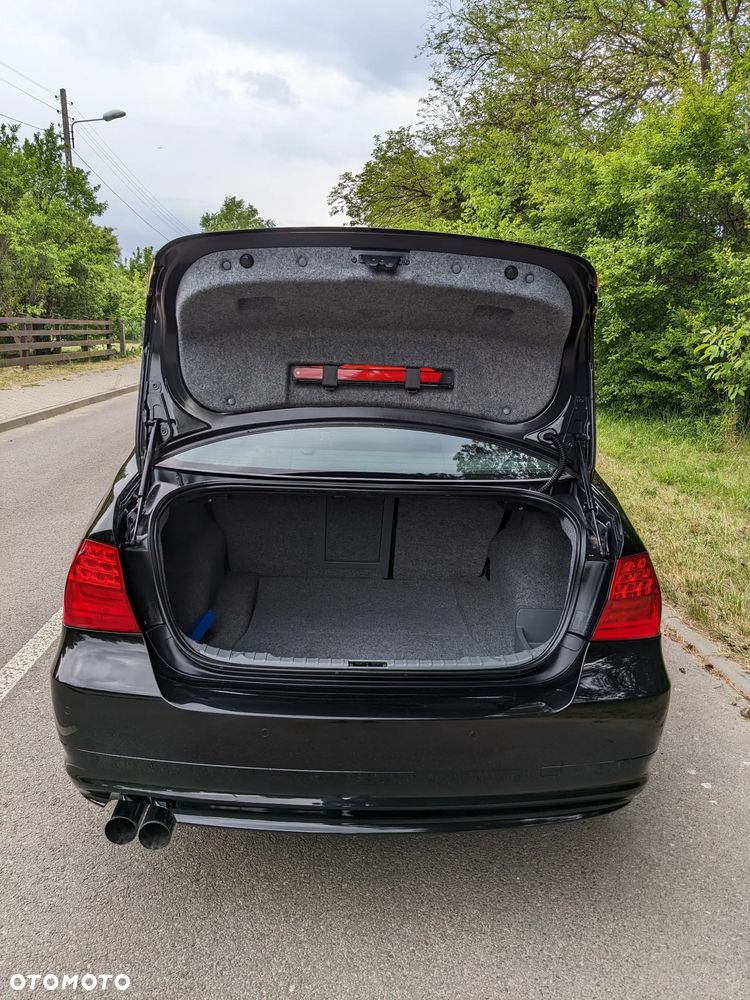 BMW Seria 3 318i Edition Exclusive - 20