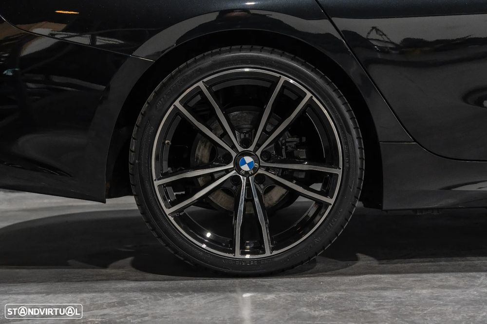 BMW 318 d Aut. Sport Line - 47