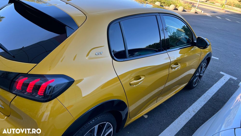 Peugeot 208 1.2 L PureTech STT GT - 2