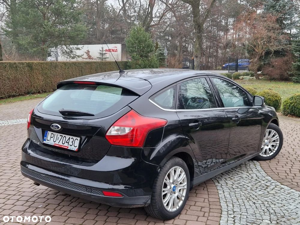 Ford Focus 1.6 TDCi DPF Titanium - 16