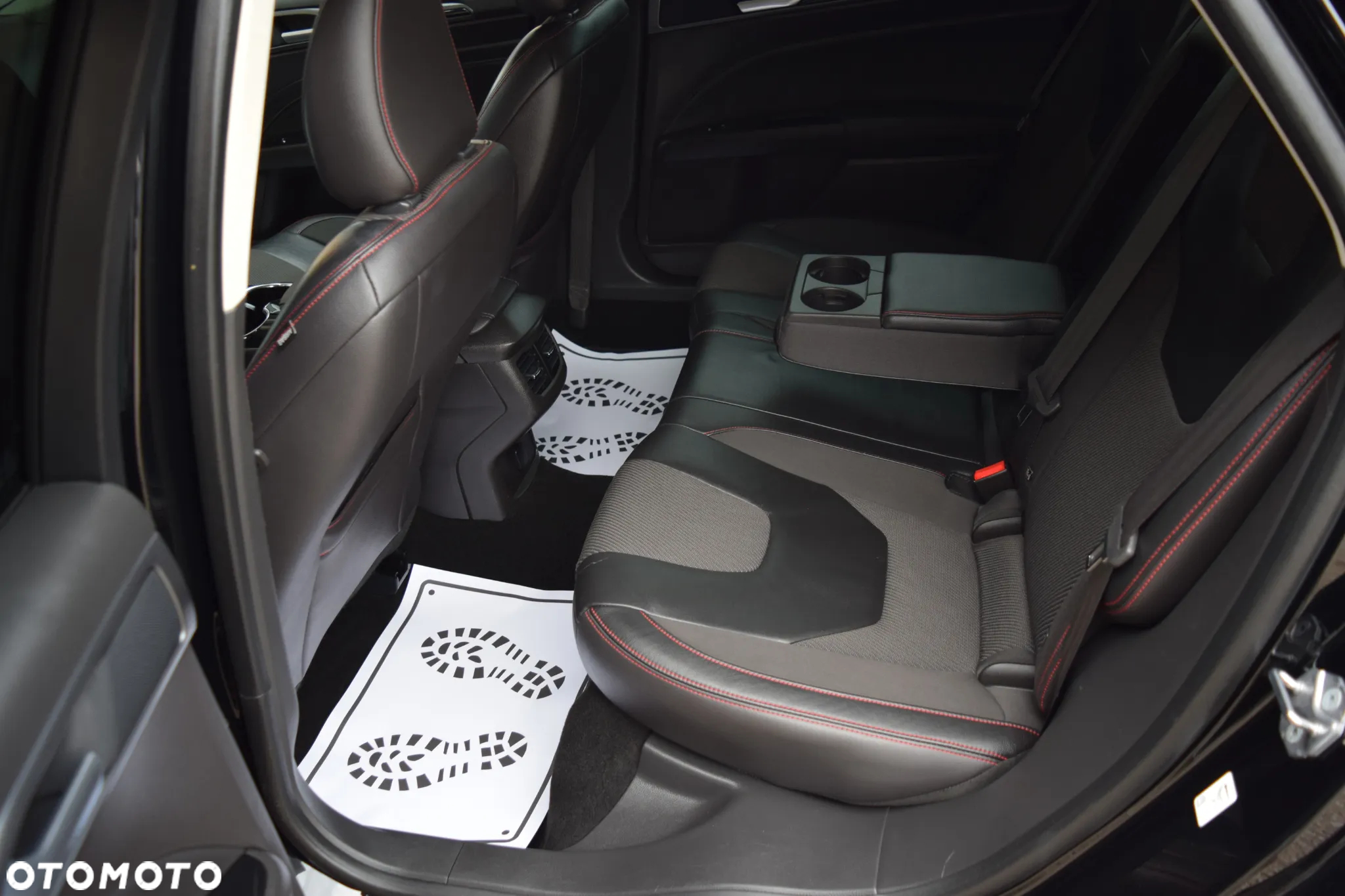 Ford Mondeo 2.0 TDCi ST-Line X PowerShift - 30