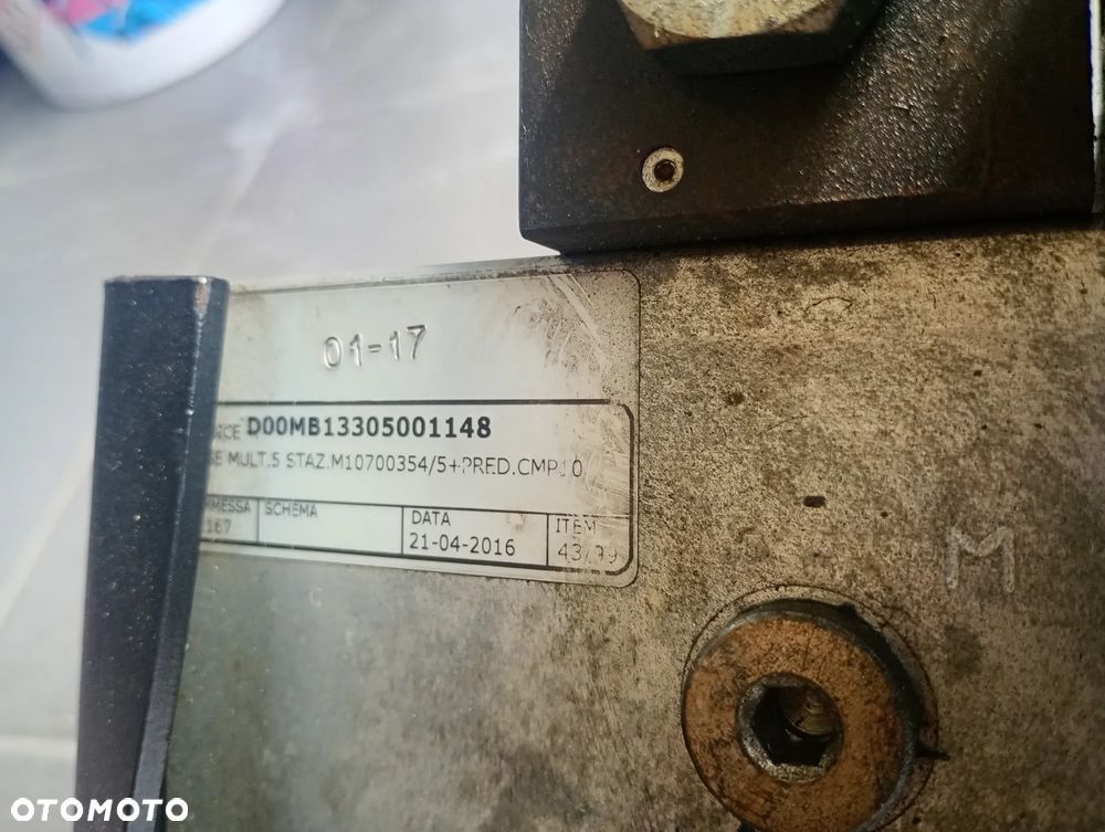 Blok rozdzielacza Rozdzielacz suwakowy BREVINI ADB3E030CLRS2 Zawór kierunkowy - 6