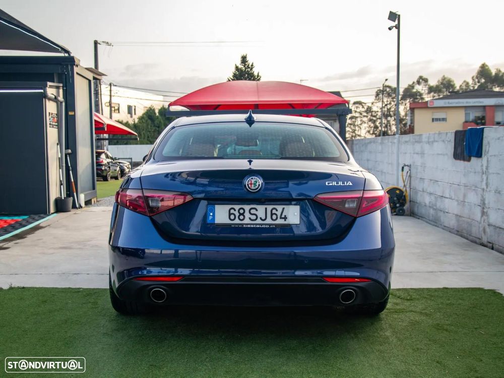 Alfa Romeo Giulia 2.2 D Super AT8 - 8
