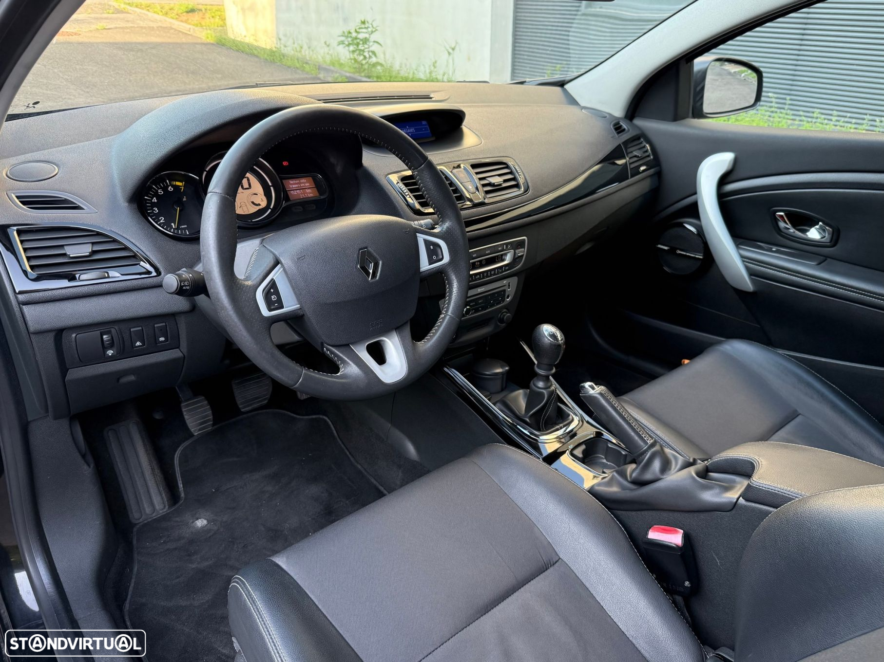 Renault Mégane Coupe 1.2 TCE Dynamique SS - 9