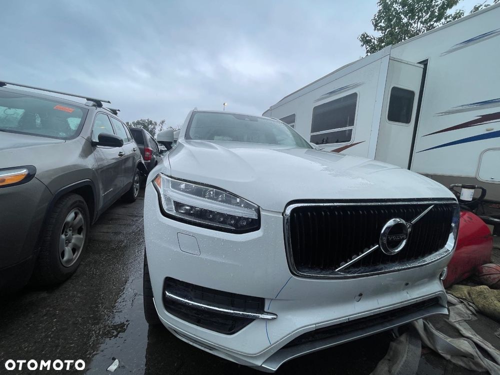 Volvo XC 90 T6 AWD Momentum 7os - 21