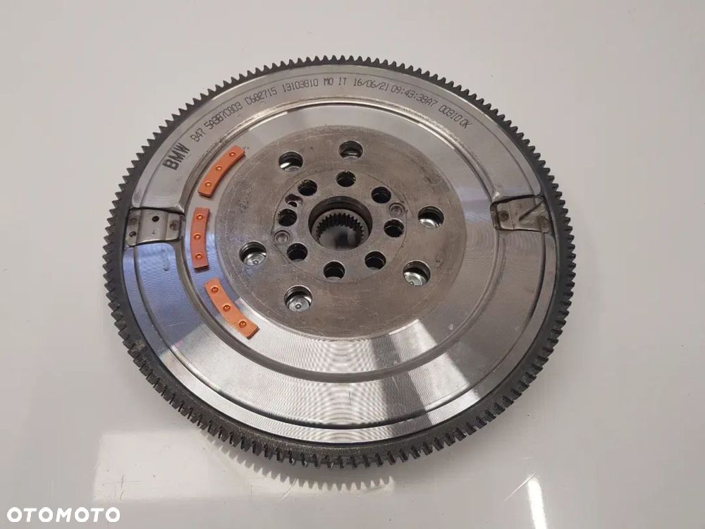Dwumasowe koło zamachowe BMW 1 B47 F20 F21 F22 F23 X4 X3 5A3B7C803 - 1