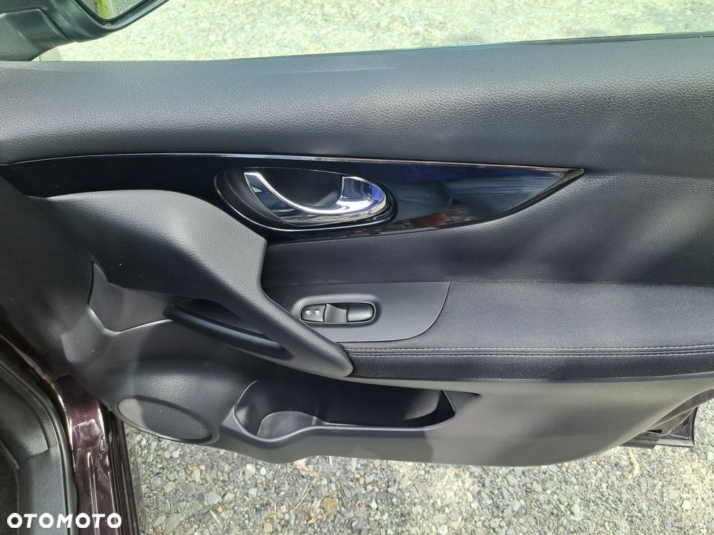 Nissan Qashqai 1.6 dCi Acenta S&S - 23