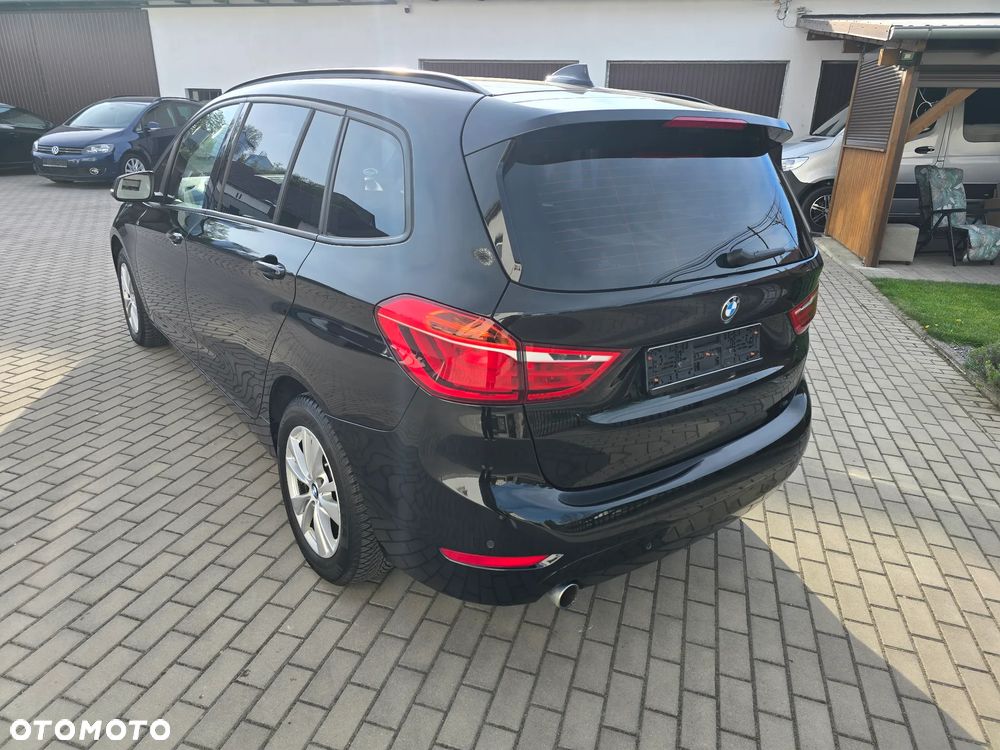BMW Seria 2 218d Sport-Aut Advantage - 11