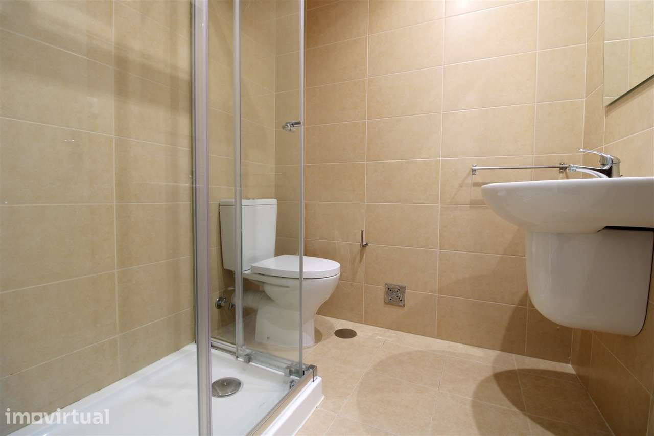 Quarto  Arrendamento em Coimbra (Sé Nova, Santa Cruz, Almedina e São B - Grande imagem: 5/8