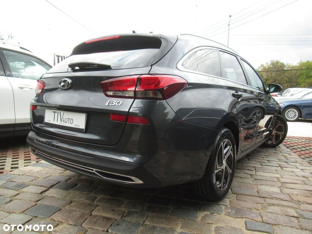 Hyundai i30 1.5 T-GDI 48V Smart - 4
