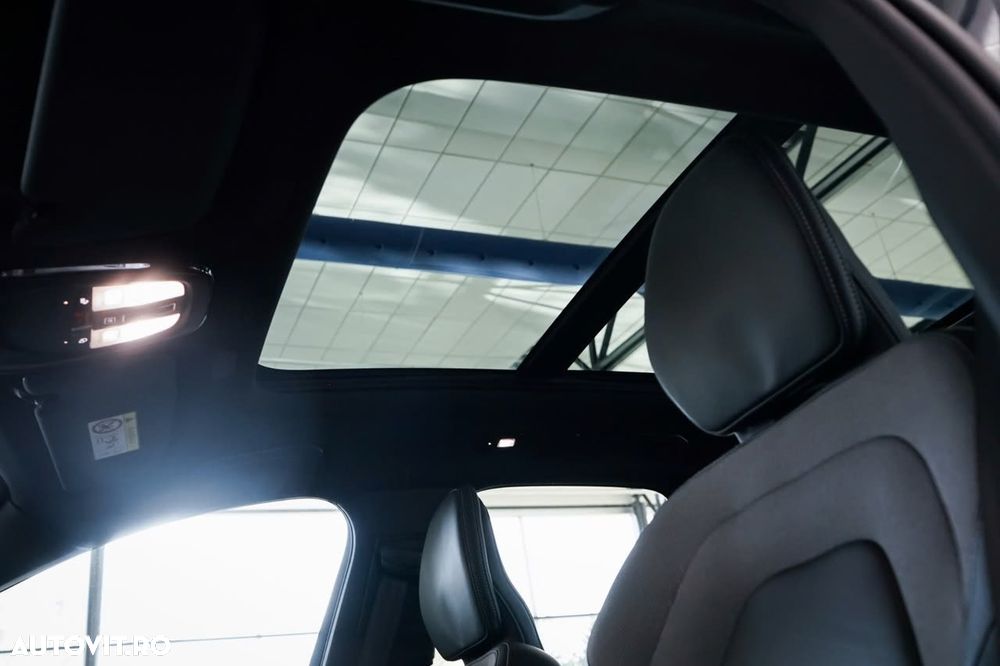 Volvo XC 60 T6 AWD Plus Black Edition - 9