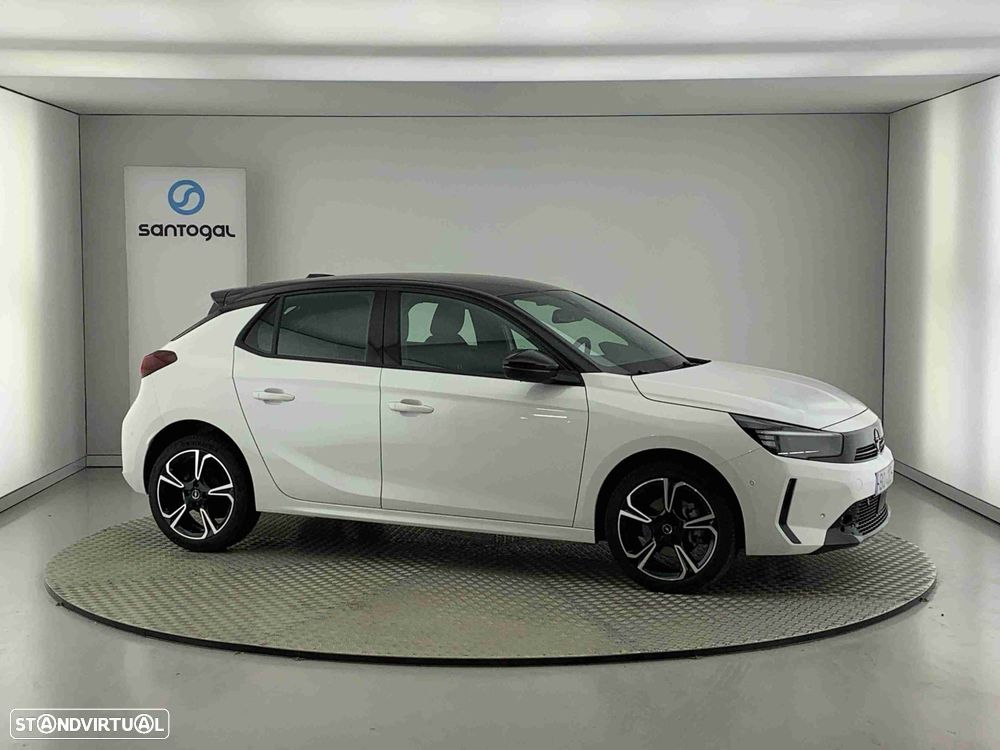 Opel Corsa 1.2 T GS - 1