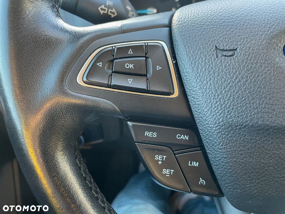 Ford Focus - 17