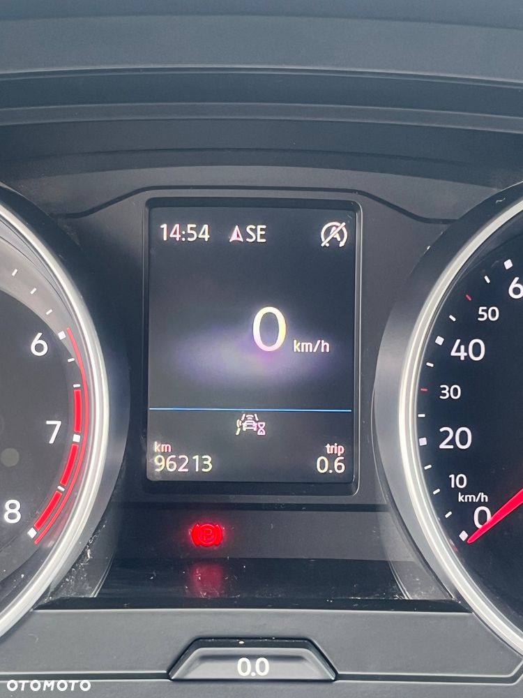 Volkswagen Tiguan - 19